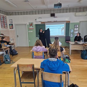 ...iz OŠ E. Kvaternika u Velikoj Gorici